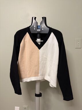 V-Neck Colorblock Sweater - Black, Cream & Tan